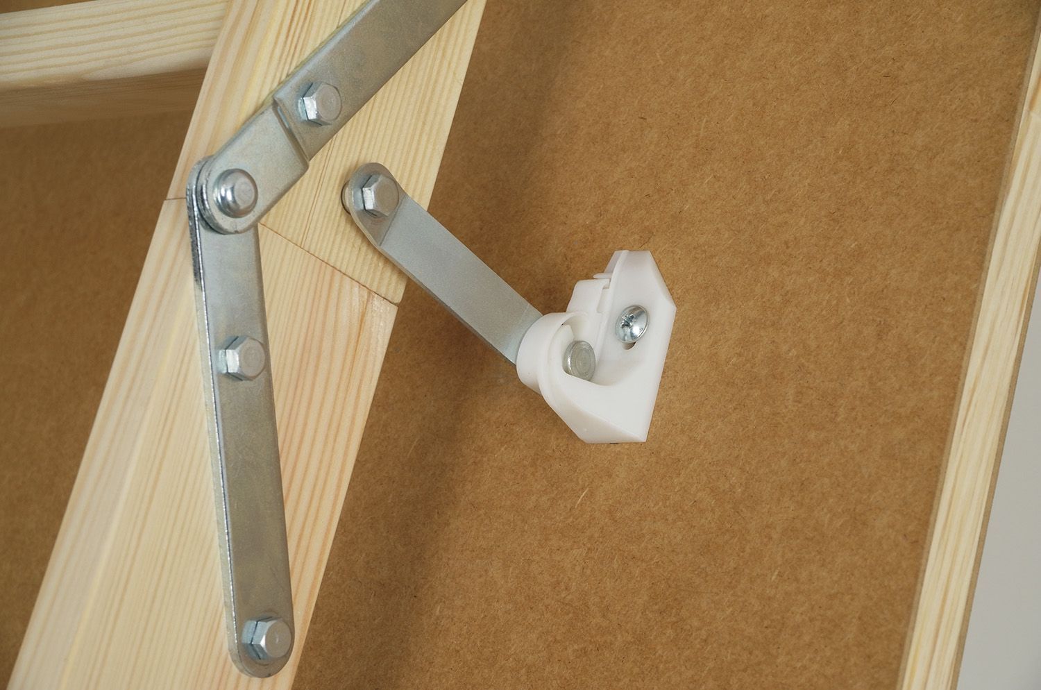 Лестница чердачная FAKRO LWS PLUS